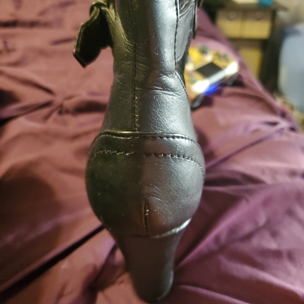 Heeled Booties - Picture 4 of 4